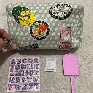 Brand New Estée Lauder Top-zip Canvas Cosmetic Bag/Makeup Case Resorts Prints